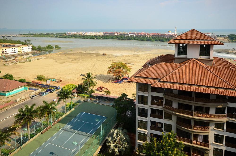 Jetty Suites Apartments Malacca Esterno foto