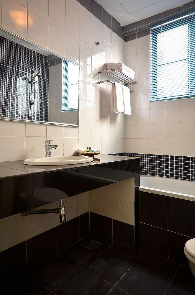 Jetty Suites Apartments Malacca Esterno foto