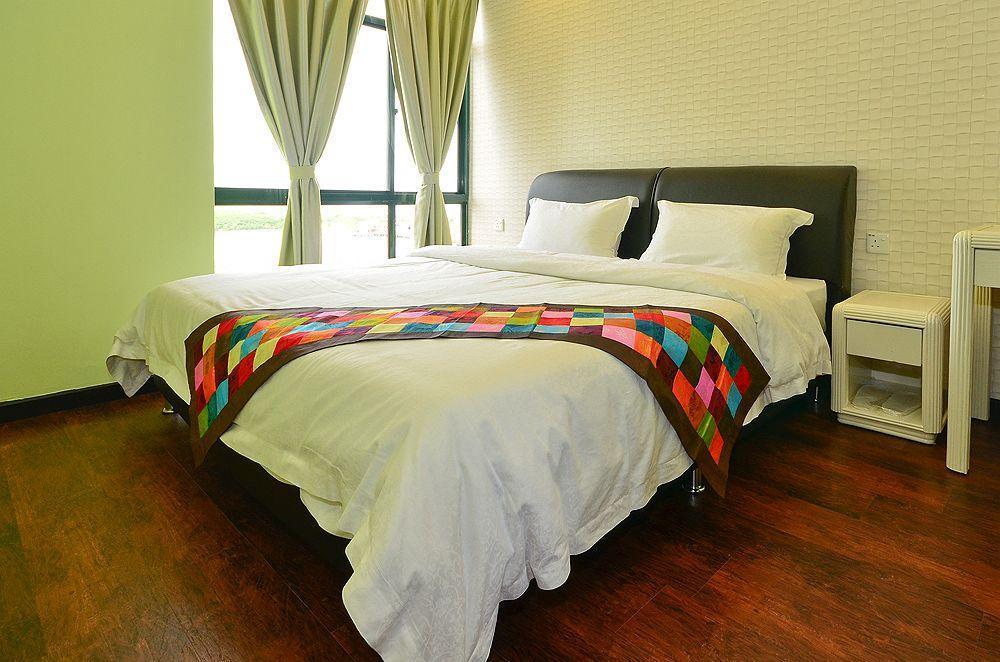 Jetty Suites Apartments Malacca Esterno foto
